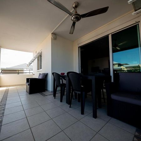 Eden Appartement, T2 49m2, 4 pers vue mer, piscine Saint-Gilles-les-Bains Buitenkant foto