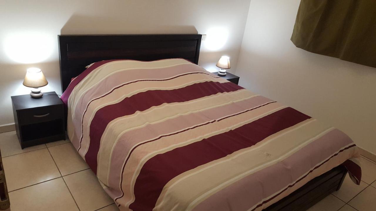 Eden Appartement, T2 49m2, 4 pers vue mer, piscine Saint-Gilles-les-Bains Buitenkant foto