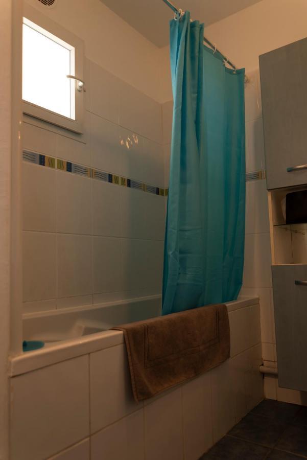Eden Appartement, T2 49m2, 4 pers vue mer, piscine Saint-Gilles-les-Bains Buitenkant foto